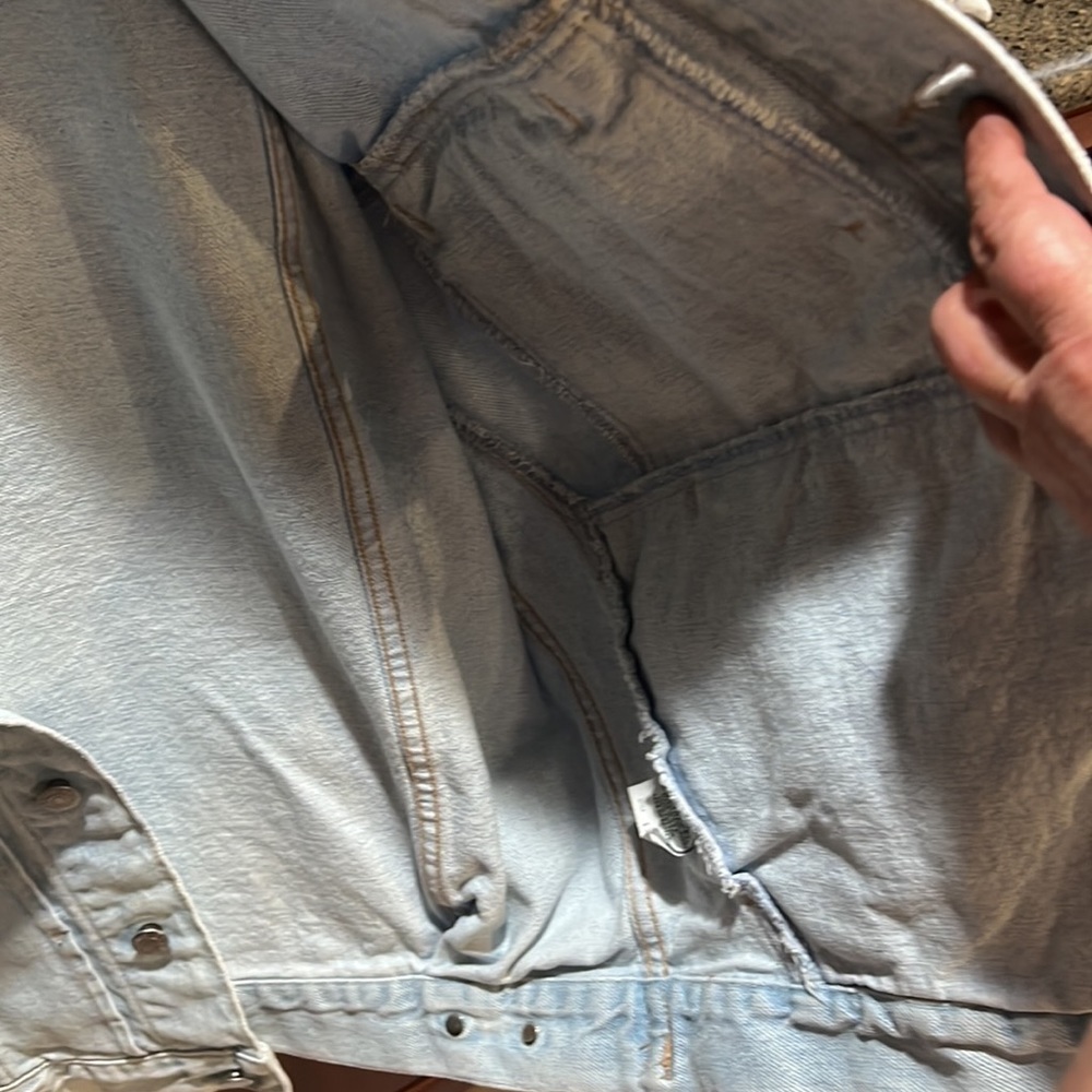 Guess jean jacket - Picture 9 of 16